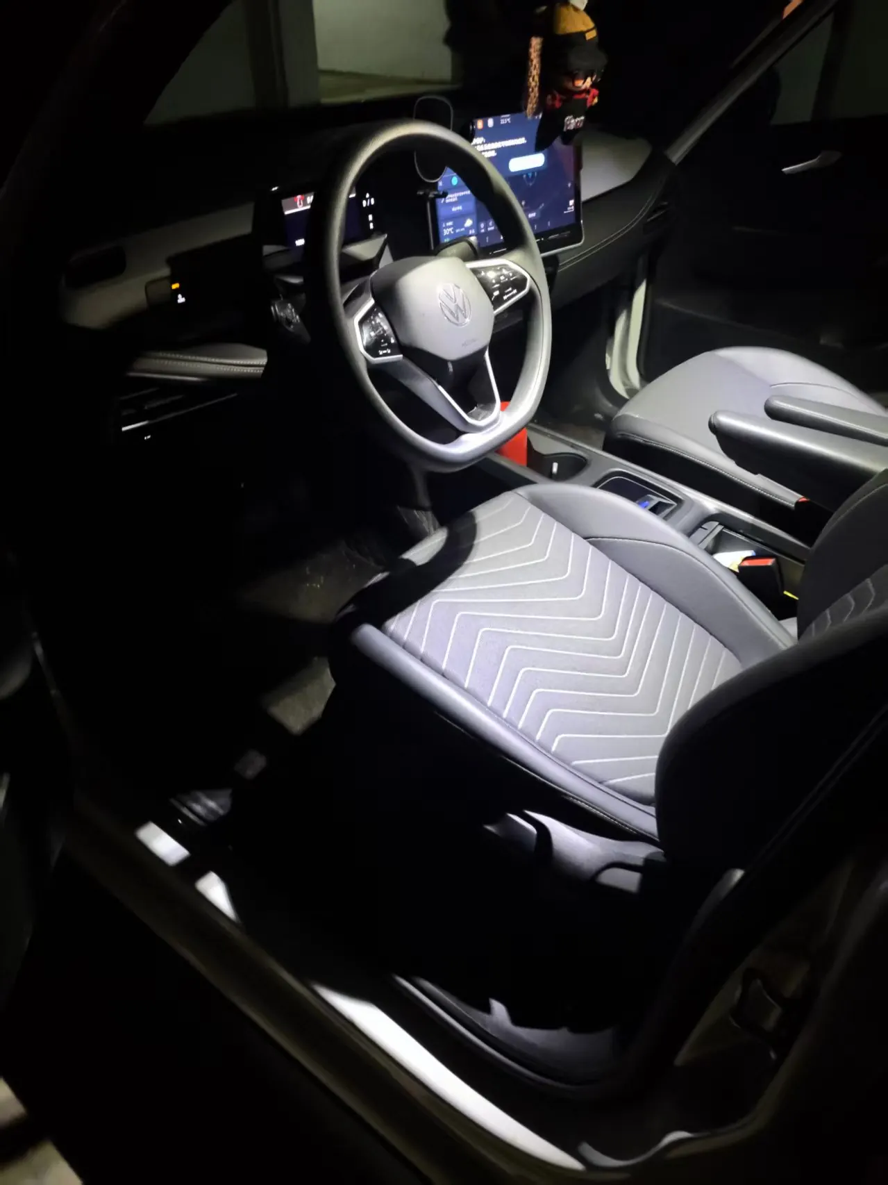 Volkswagen 2025 ID. 3 smart pure intelligent enjoy version of automatic transmission 2