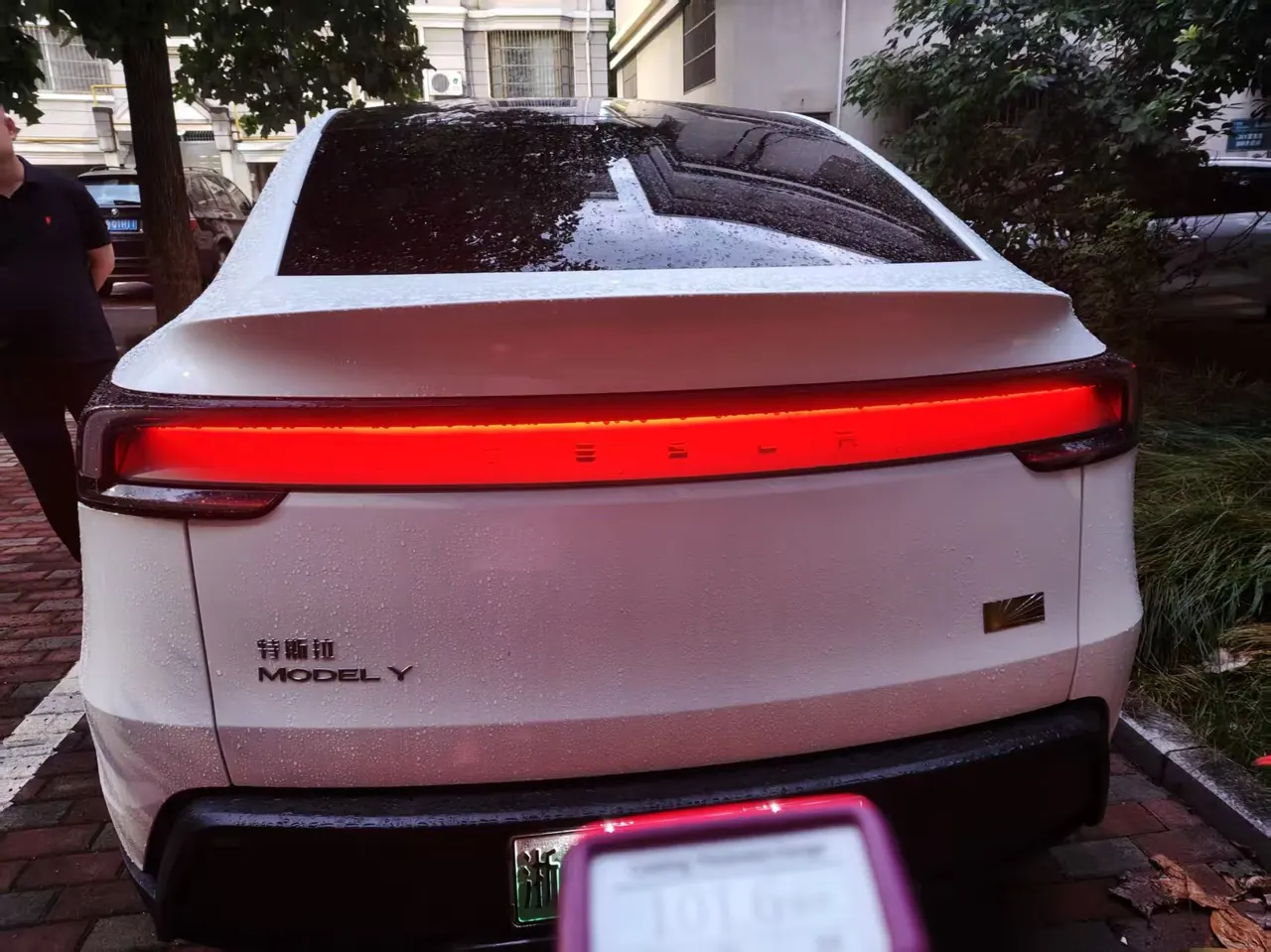 Tesla 2025 Model Y Rear Wheel Drive First Edition Automatic Transmission 6