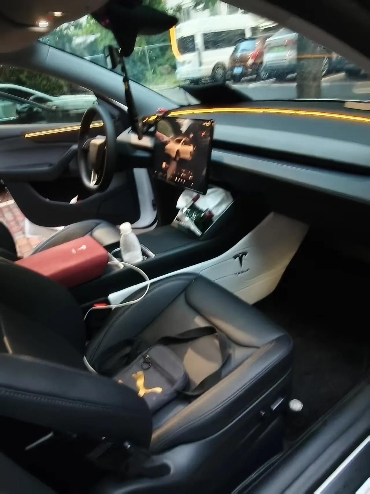 Tesla 2025 Model Y Rear Wheel Drive First Edition Automatic Transmission 8