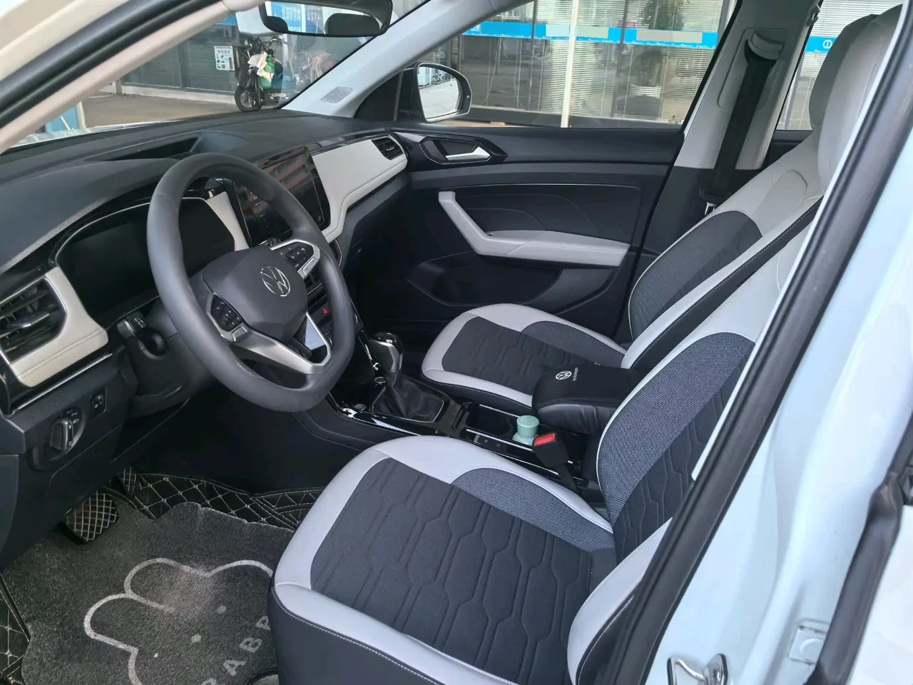 Volkswagen 2025 Tuyue New 1.5 Sharp Edition Automatic Gear 2