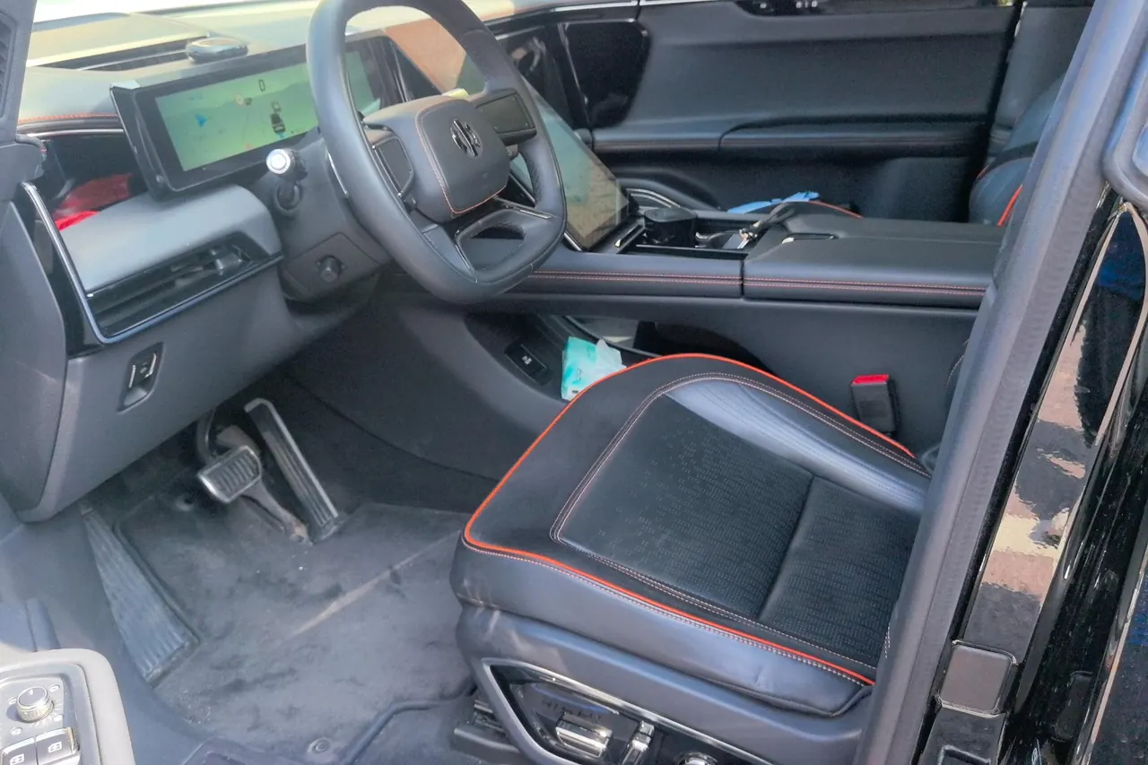 HiPhi 2021 HiPhi X Flagship 6-seat Automatic Gear 3