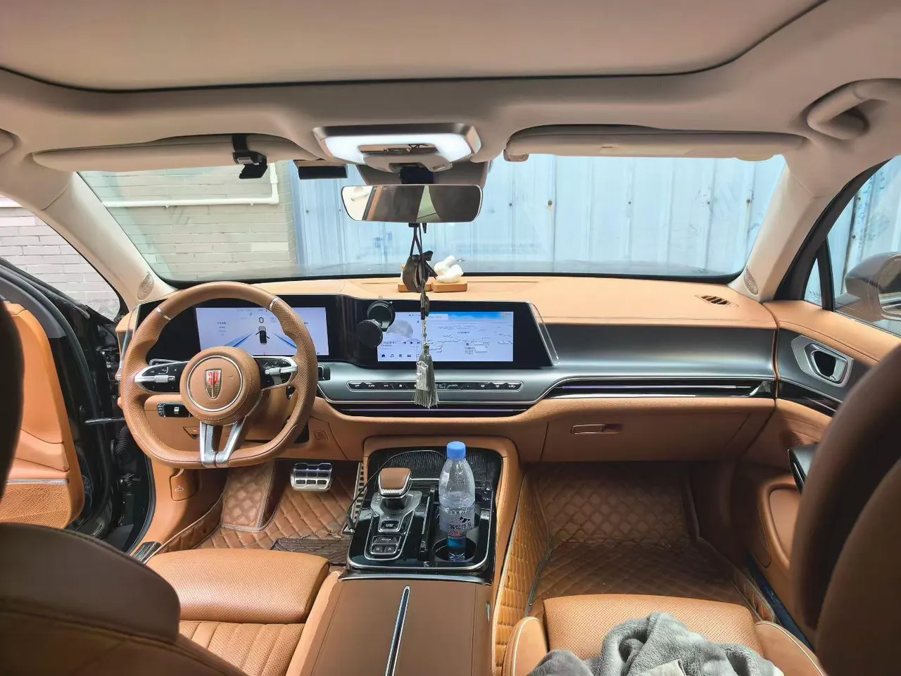 HongQi 2025 H9 48V 2.0T Two-Drive Flag Enjoy Private Fashion Edition 5-seat Automatic Gear 5