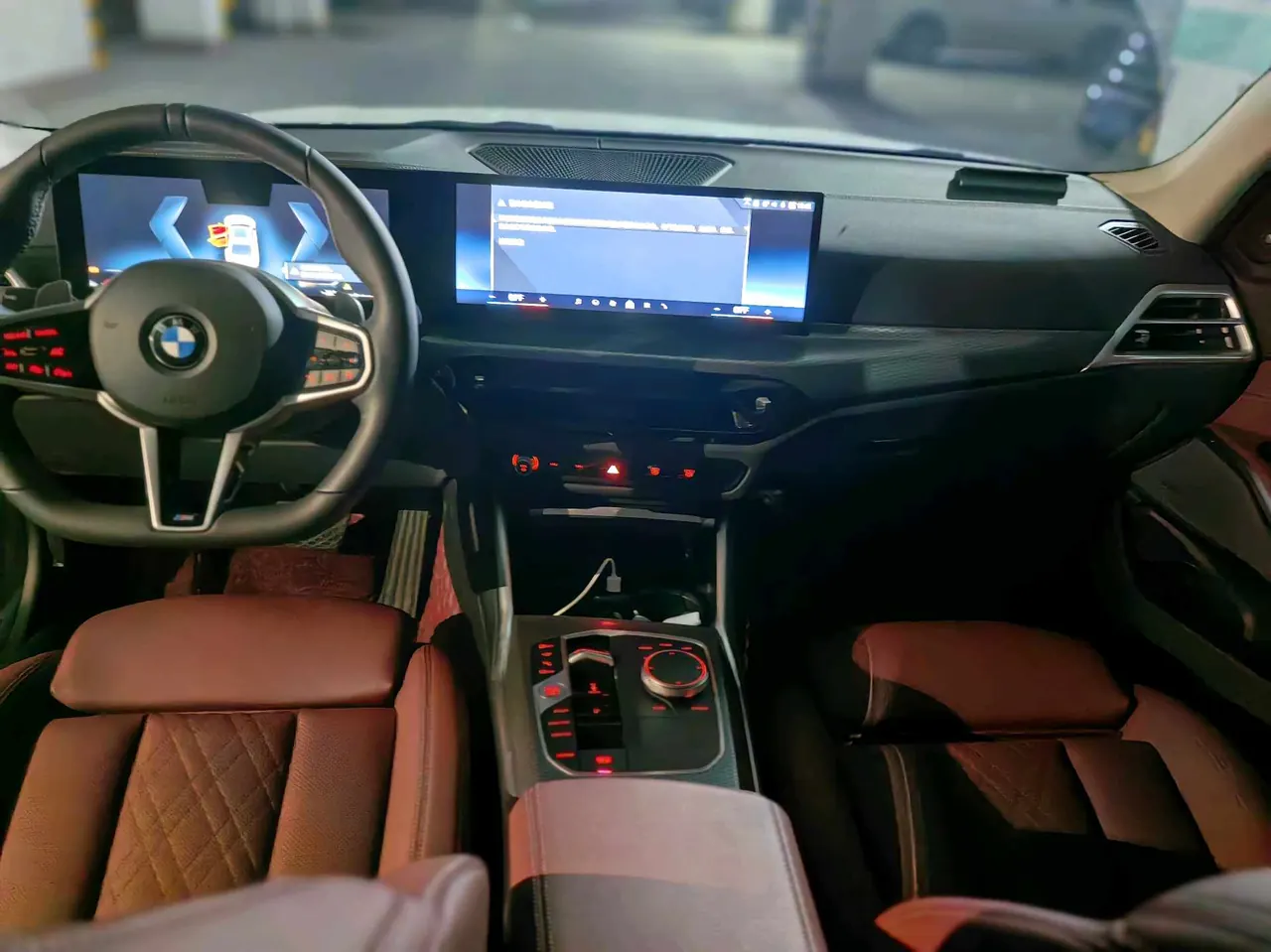 BMW 3 Series 2025 330Li 2.0T M Sports Obsidian Night Suit Automatic Gear 5