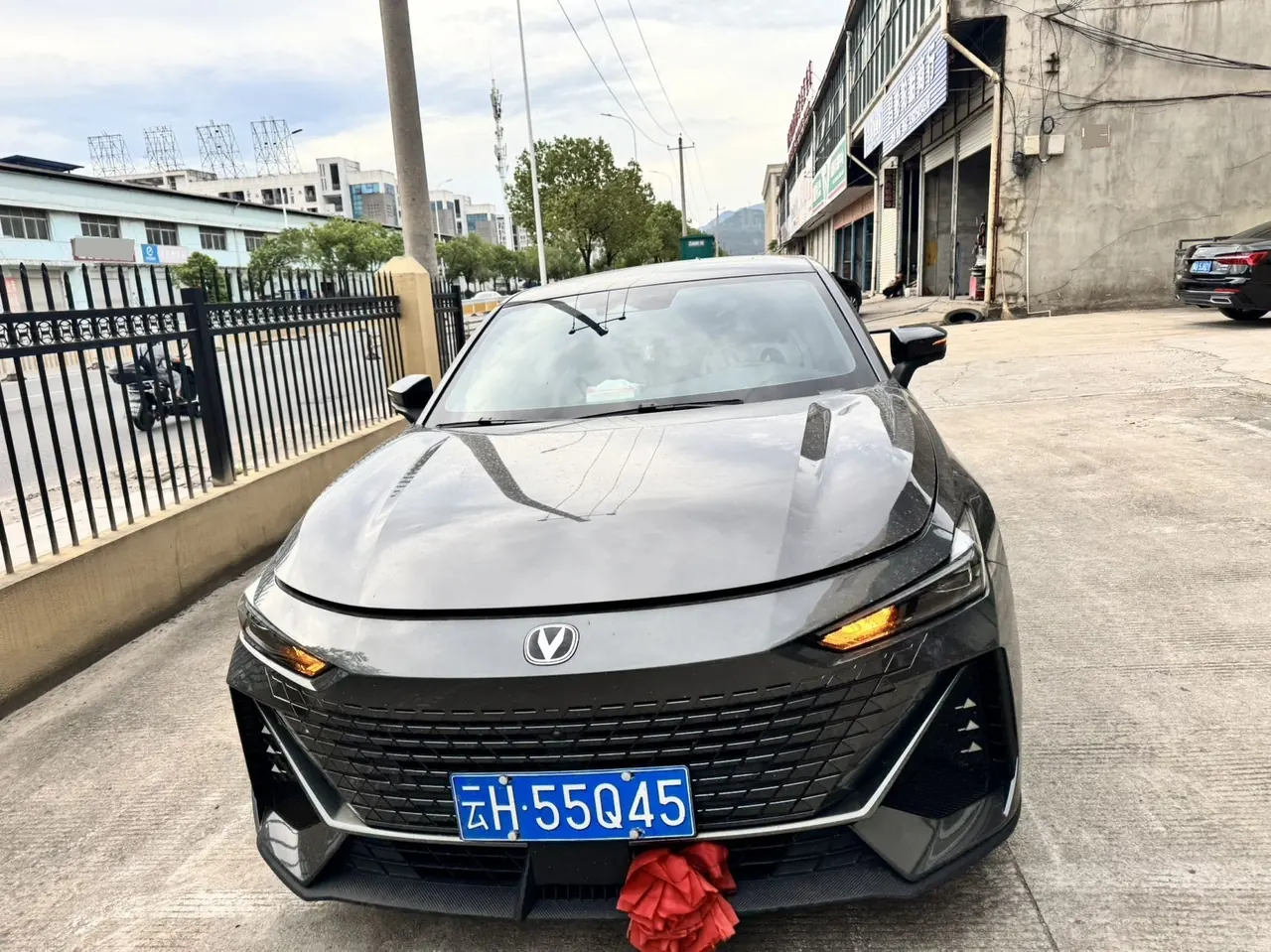 ChangAn 2025 UNI-V 1.5T 500Bar High Energy Edition Automatic Gear 2