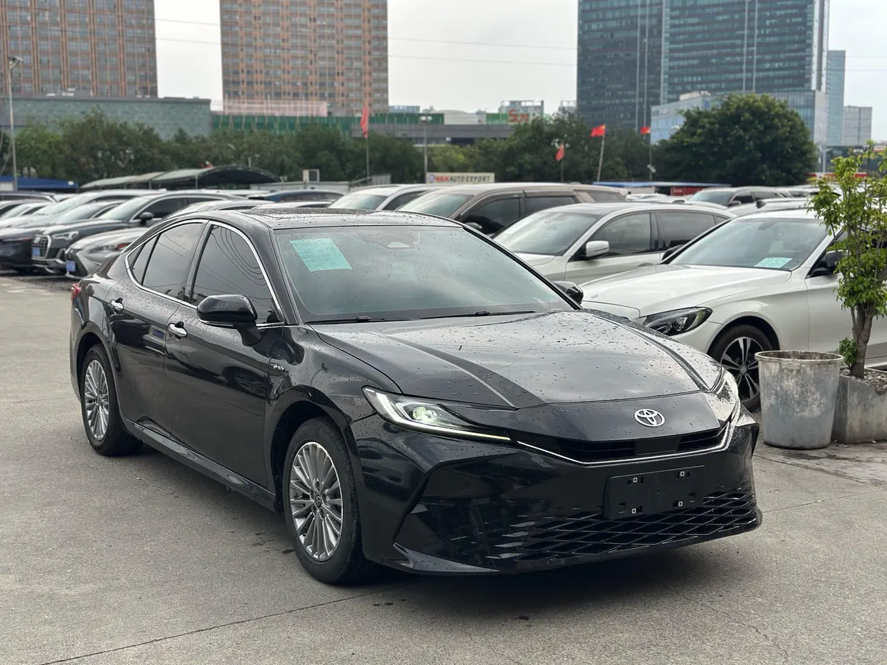 Toyota 2025 Camry Dual Engine 2.0HG Stepless Brilliant Edition Automatic Gear 5