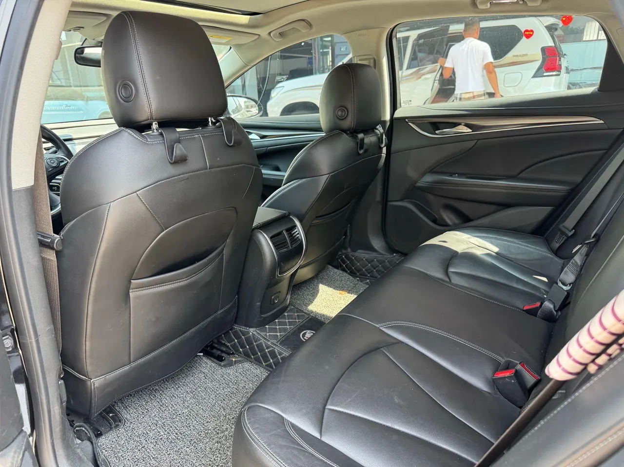 Buick 2021 LaCrosse 1.5T 552T Luxury Automatic Gear 5