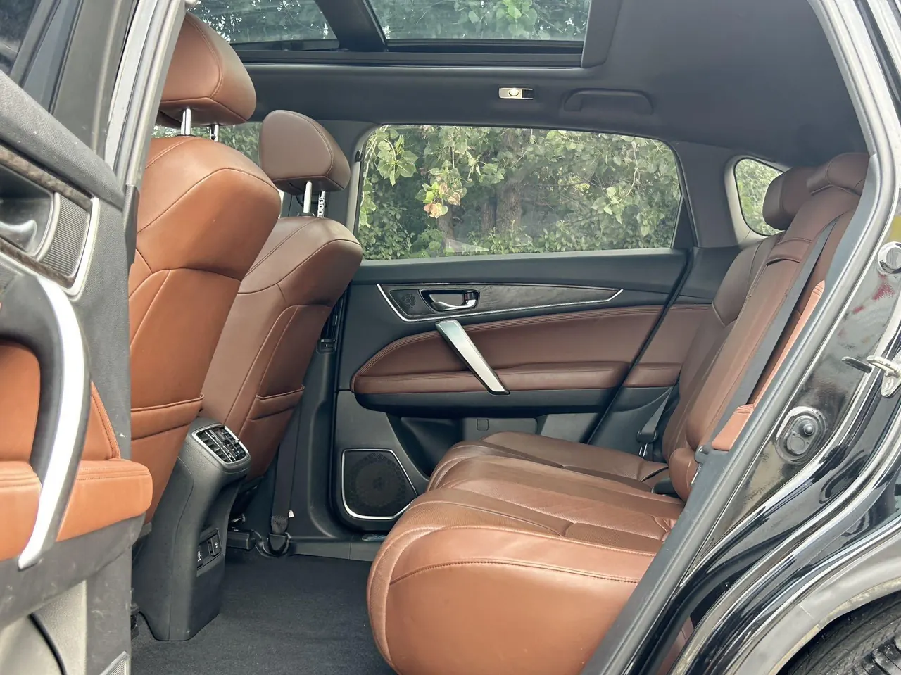 Honda 2020 UR-V 2.0T 370TURBO two-drive elegant version of automatic gear 6