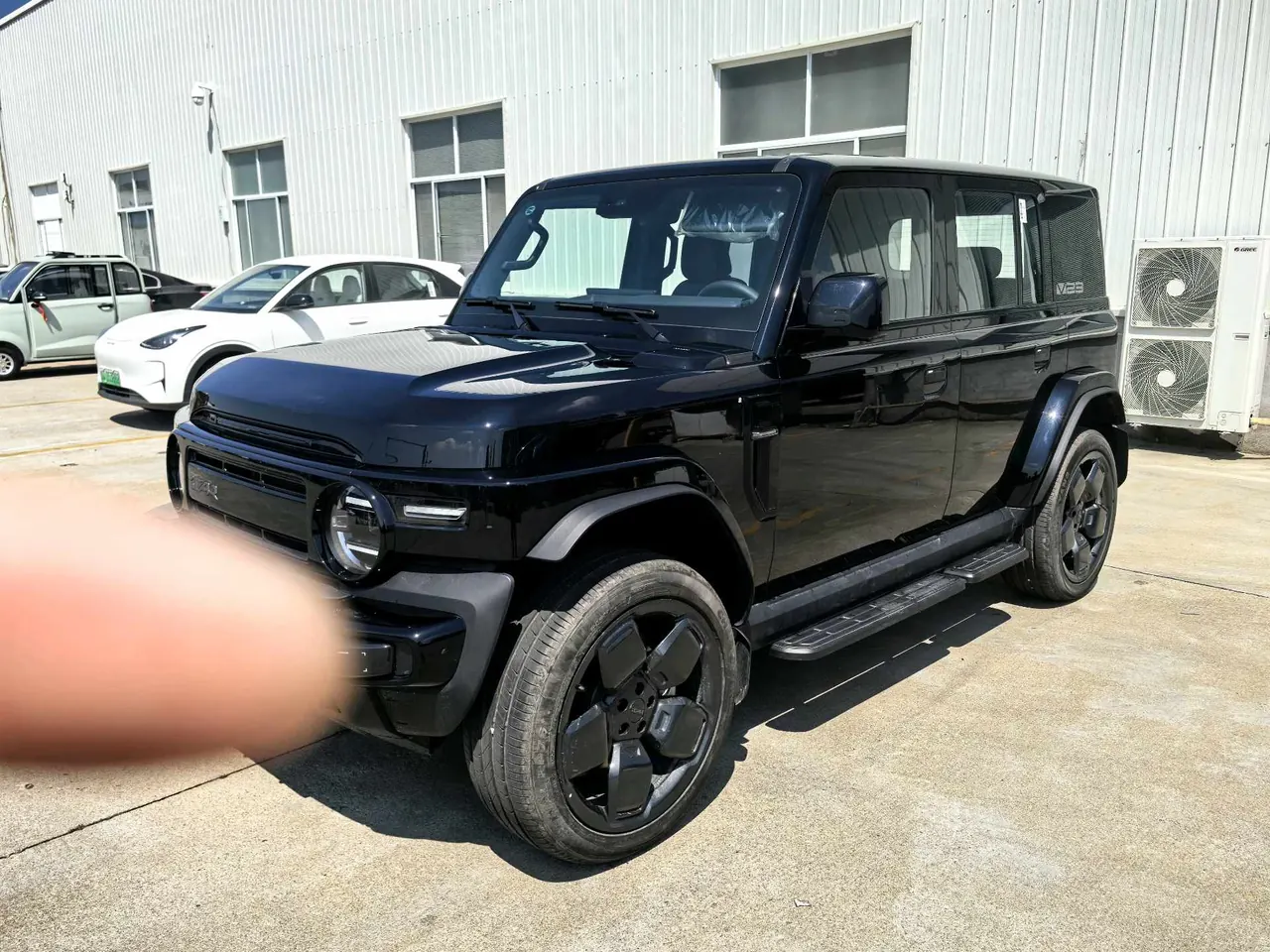 Open image lightbox: ICAR 2025 iCAR V 23 501 4-wheel drive high-end intelligent driving version automatic gear