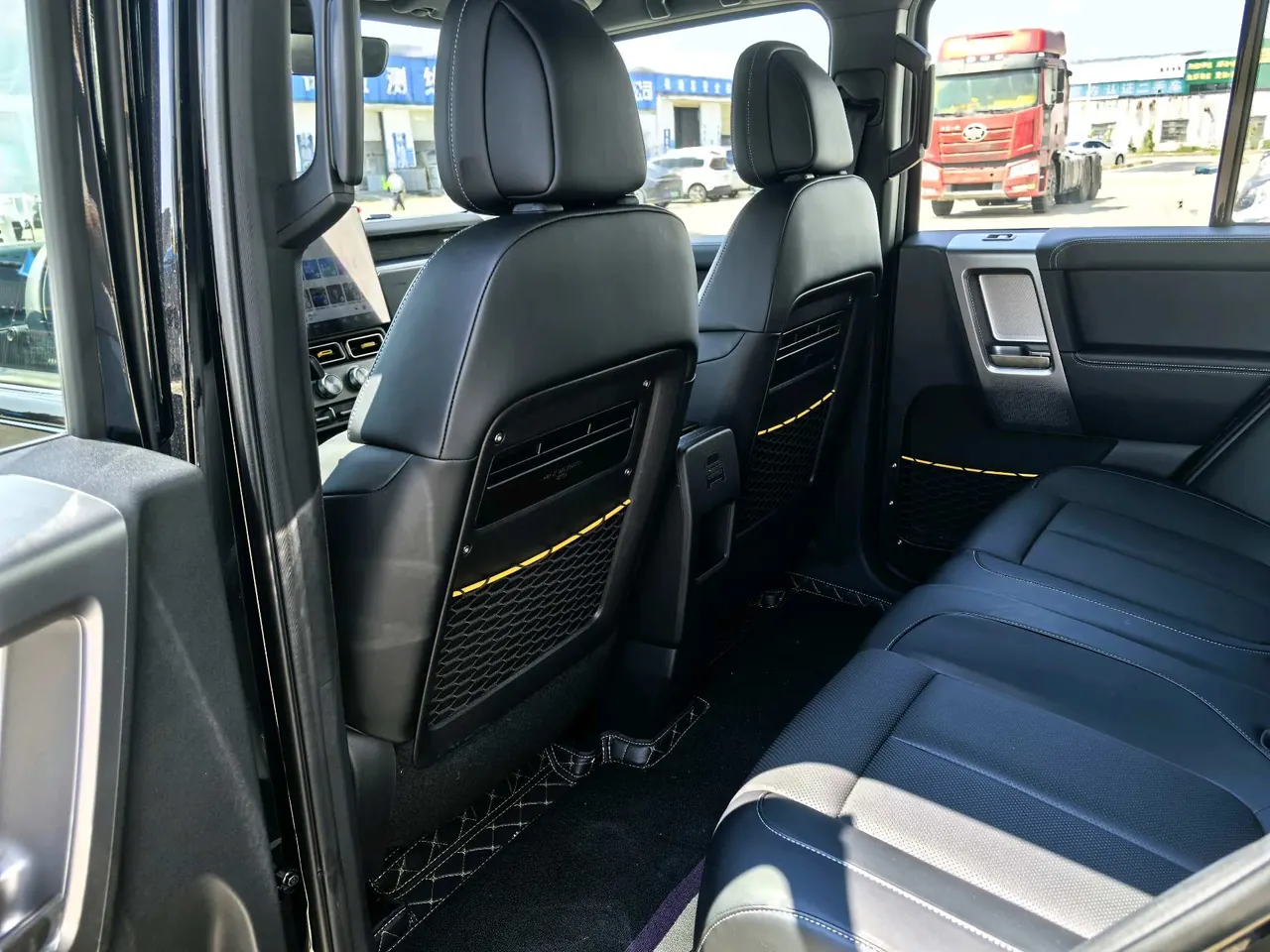 ICAR 2025 iCAR V 23 501 4-wheel drive high-end intelligent driving version automatic gear 5