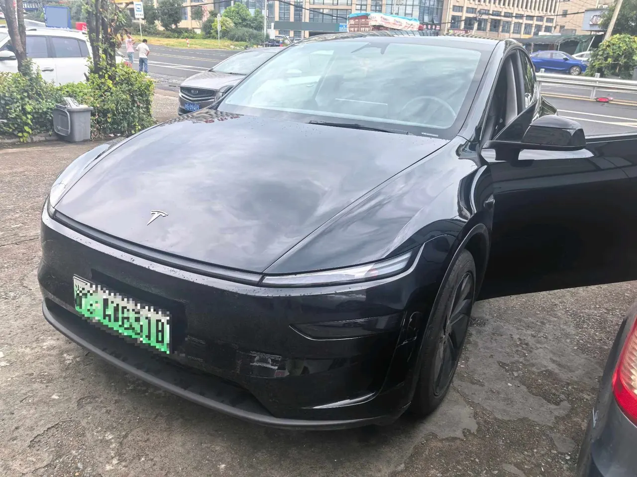 Tesla 2025 Model Y rear-wheel drive version automatic transmission 6