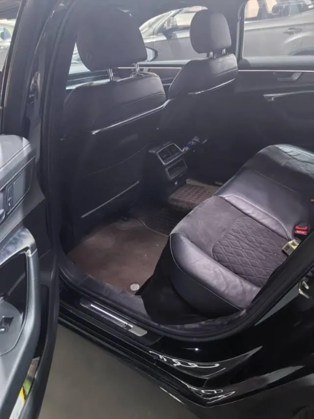 Audi 2021 A6L 2.0TFSI 40TFSI Deluxe Dynamic Automatic 3