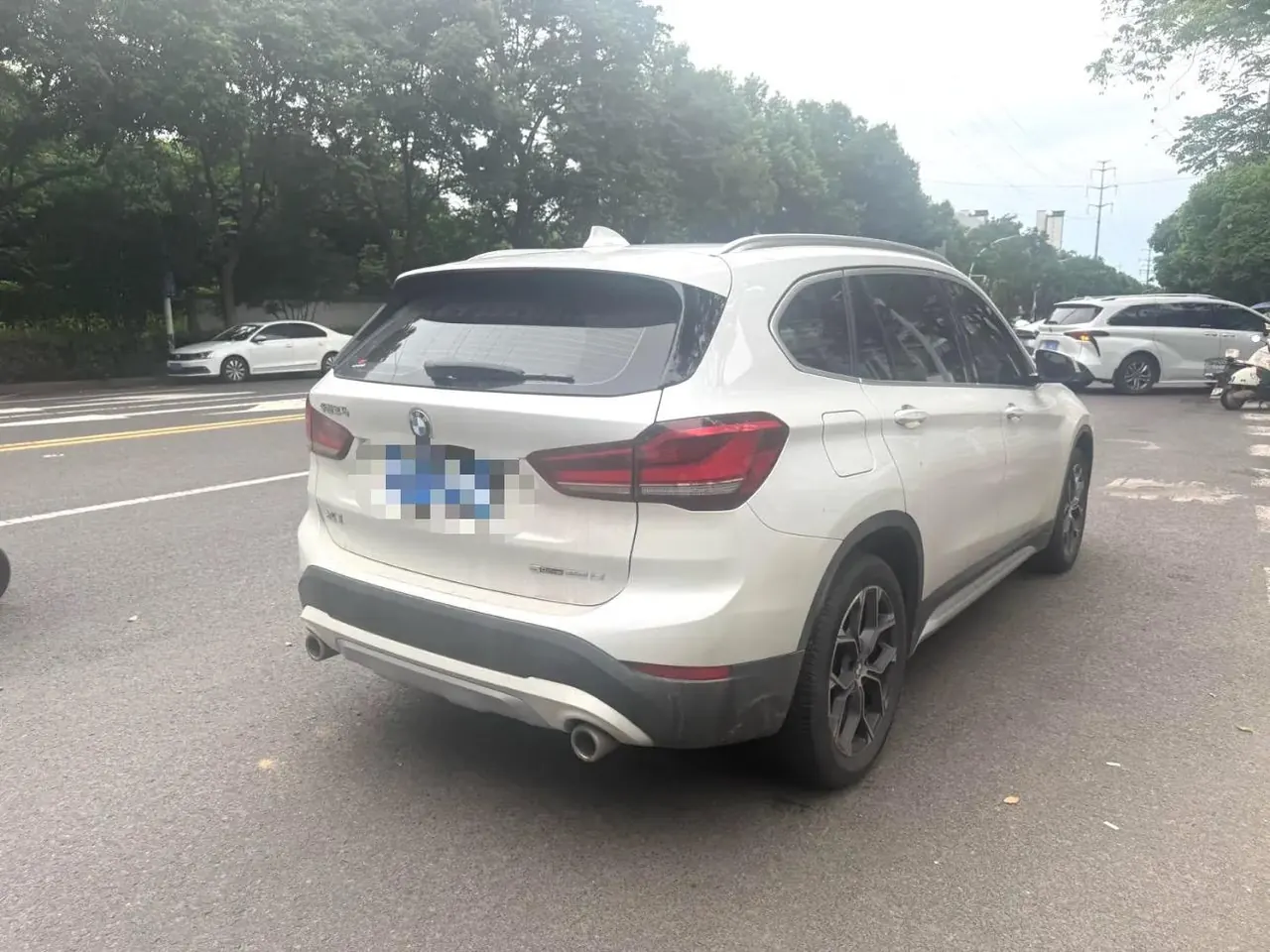 BMW 2021 X1 sDrive20Li 1.5T exclusive automatic gear 3