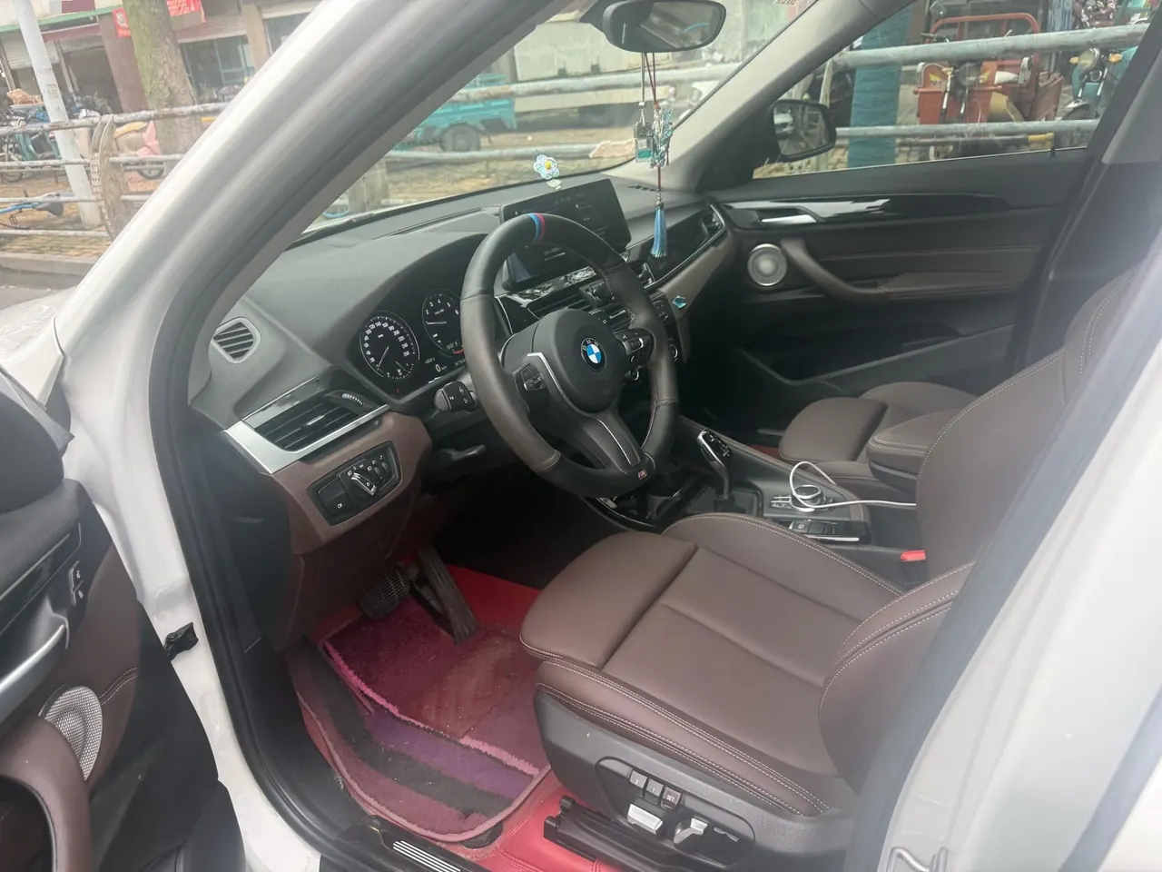 BMW 2021 X1 sDrive20Li 1.5T exclusive automatic gear 6