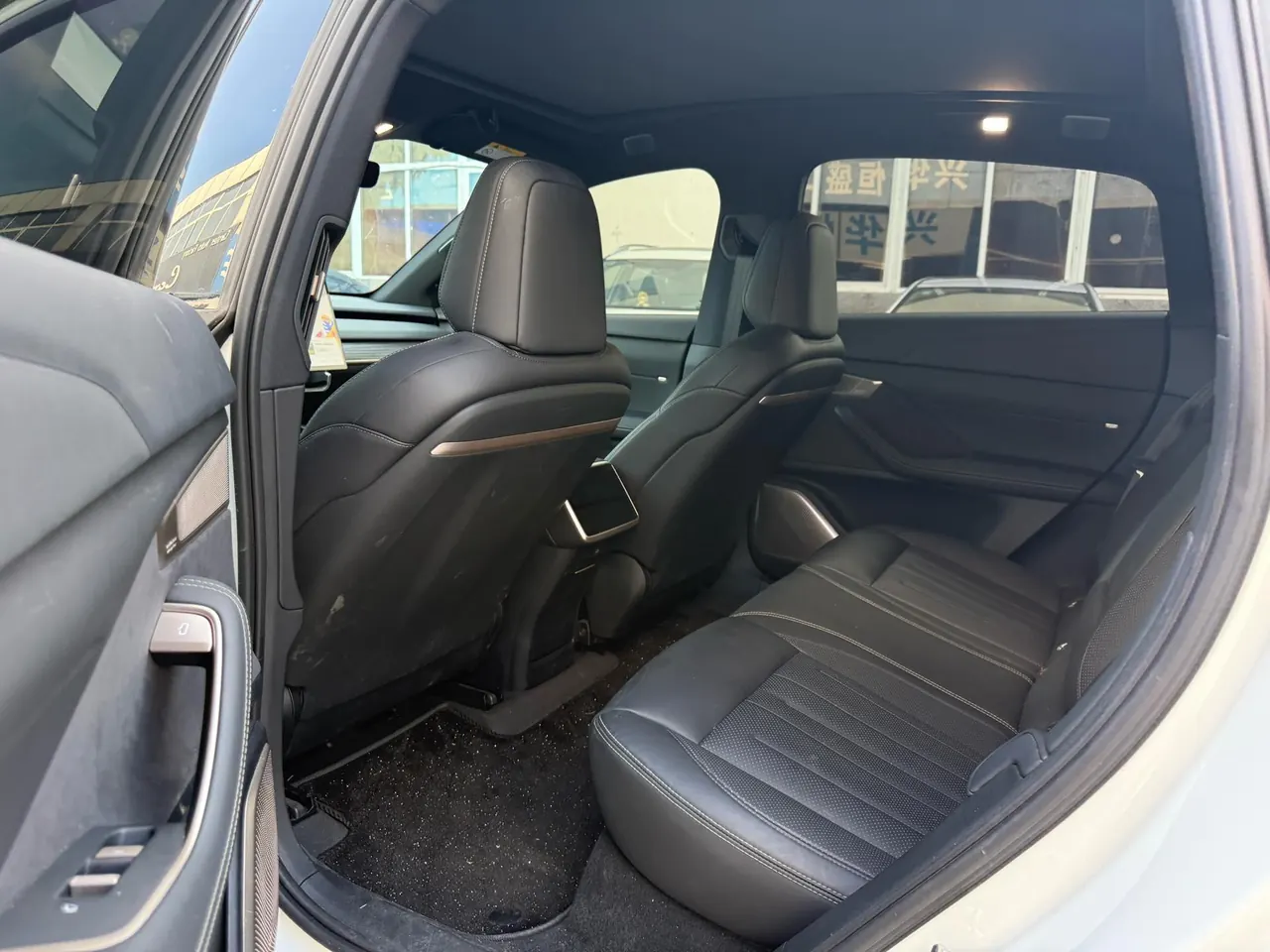ONVO 2025 L60 60kWh rear drive version automatic gear 4