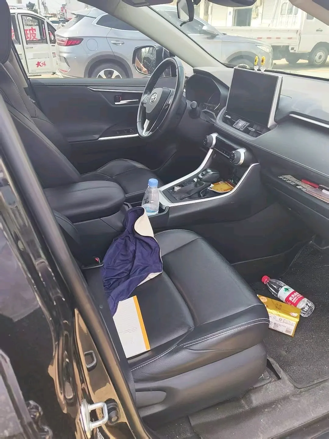 Toyota 2021 Weilanda Dual Engine 2.5 Stepless Two-Drive Deluxe Automatic Gear 4