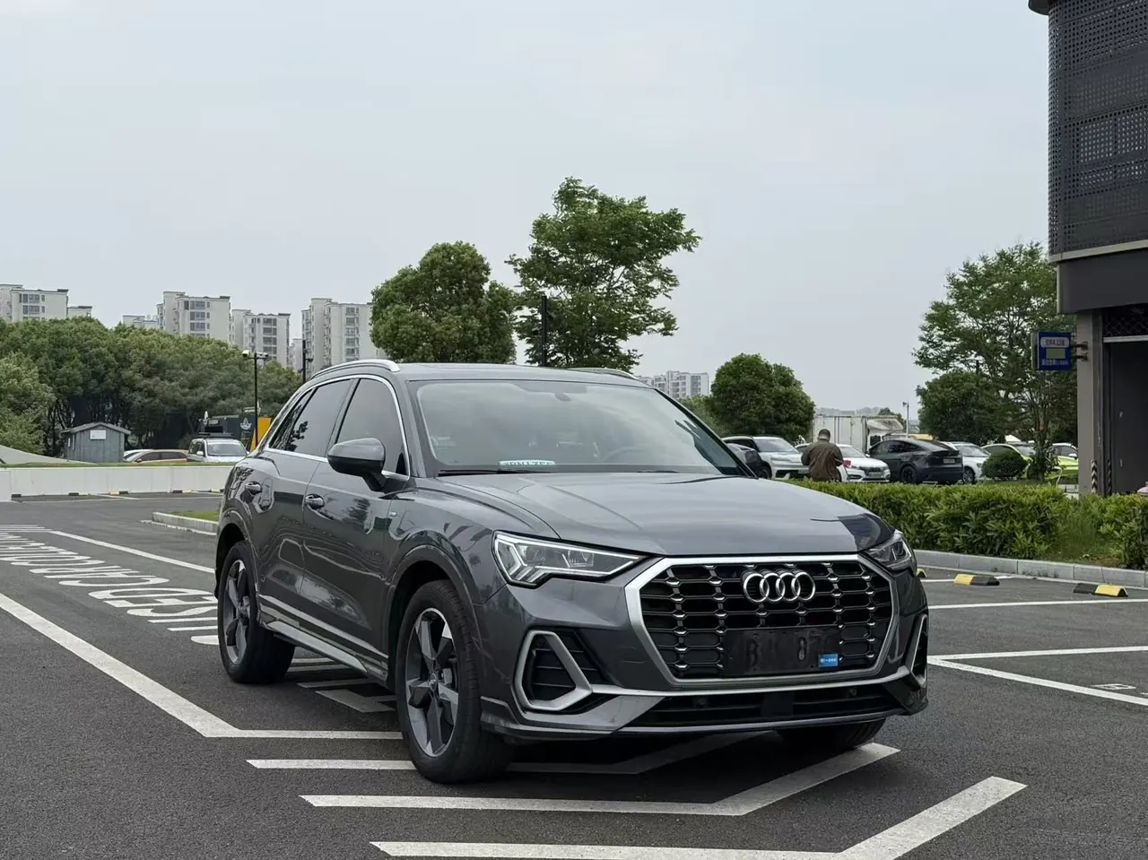 Audi 2021 Q3 1.4TFSI 35TFSI Fashion Dynamic Automatic 3