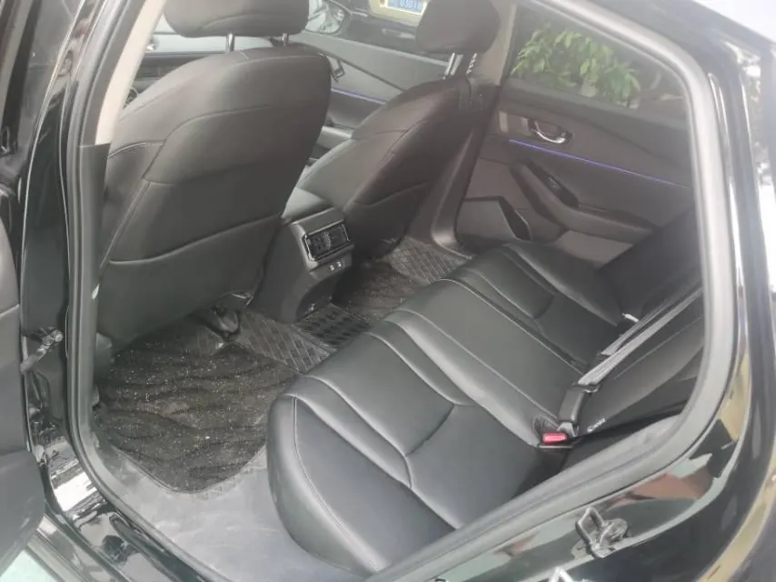 Honda 2025 11th Generation Accord 1.5T Stepless 260TURBO Comfort Edition Automatic Gear 4