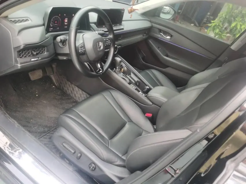 Honda 2025 11th Generation Accord 1.5T Stepless 260TURBO Comfort Edition Automatic Gear 5