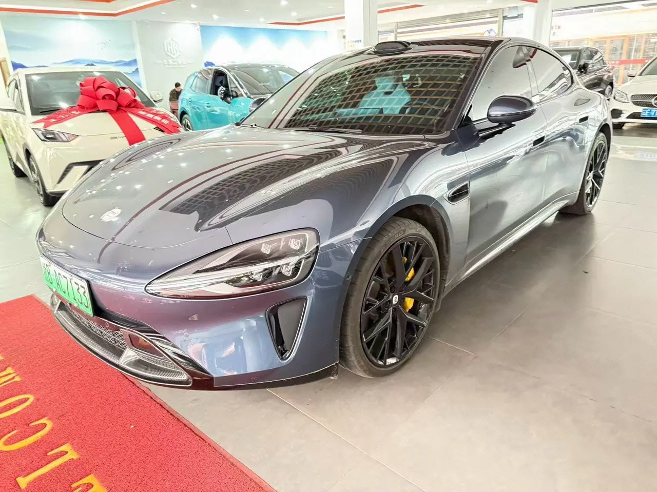 Open image lightbox: MI 2024 SU 7 800km 4-wheel drive ultra-long endurance high-end smart driving Max version automatic gear