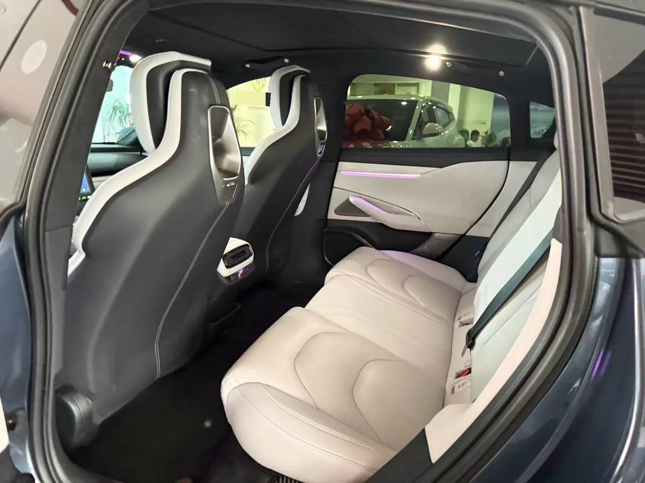 MI 2024 SU 7 800km 4-wheel drive ultra-long endurance high-end smart driving Max version automatic gear 5