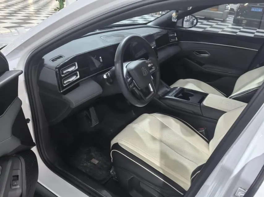 BYD 2026 Qin L DM-i 1.5 stepless 128KM aggressive automatic gear 4
