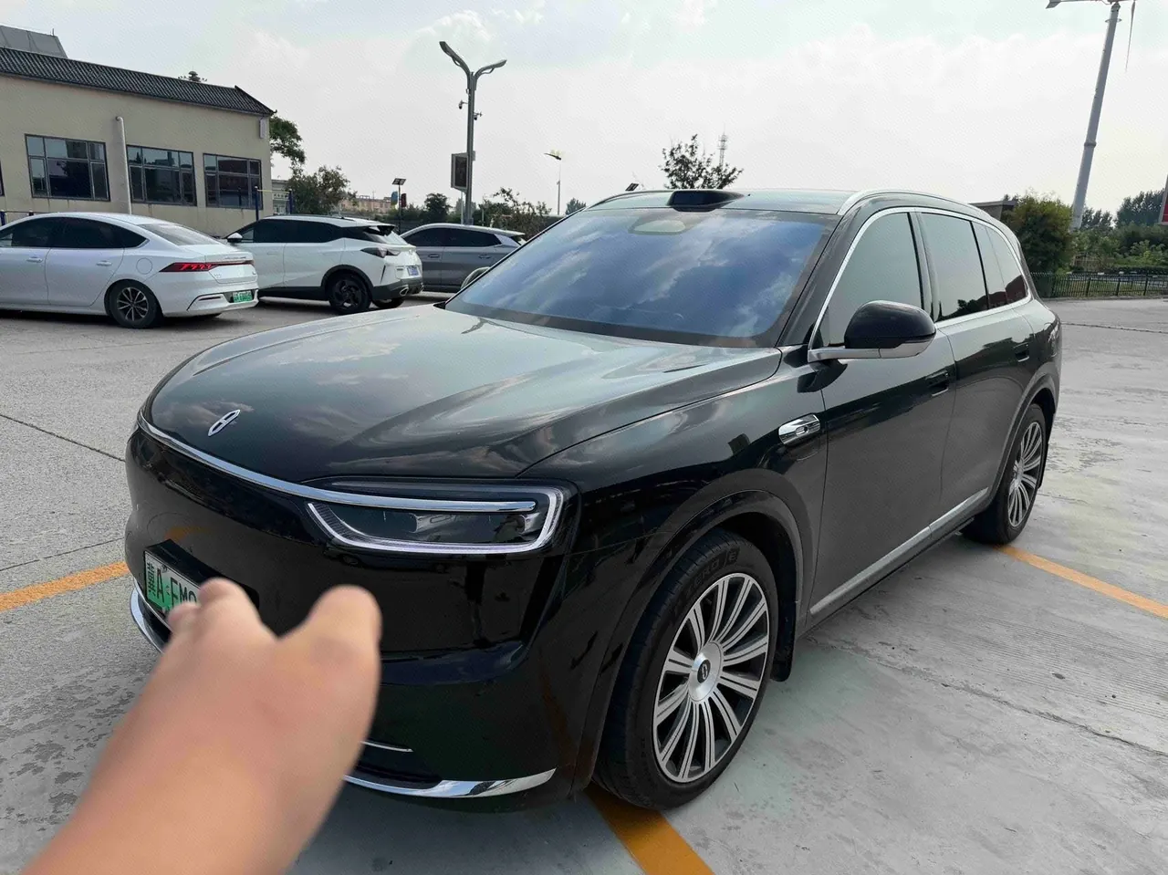 Open image lightbox: AITO 2026 AITO M7 Pure Electric Ultra Four-wheel Drive Edition 5 (192 Line Laser Radar) Automatic Gear