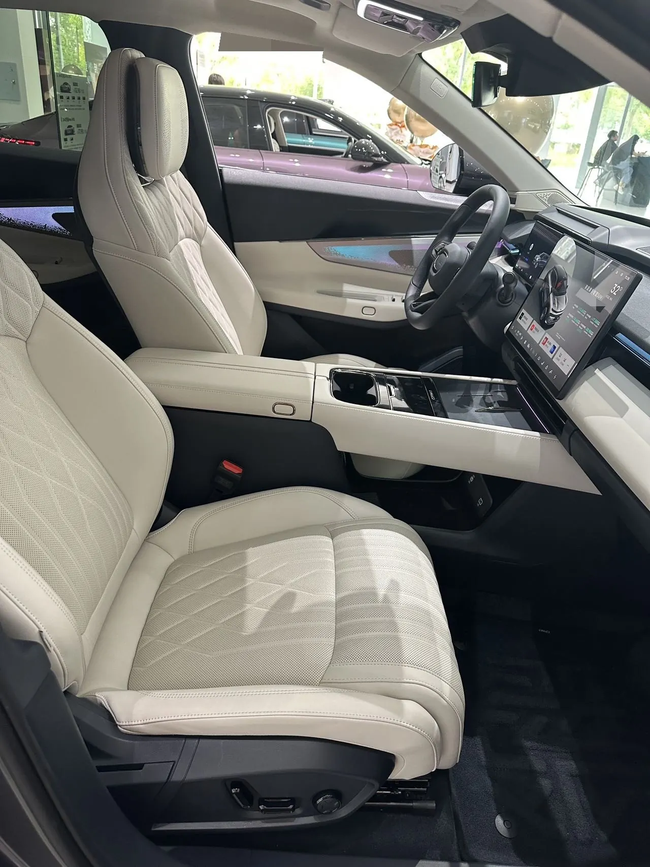 LYNK&amp;CO 2026 LYNK&amp;CO 08 EM-P 1.5T 160 Long‑Range Ultra Automatic 3