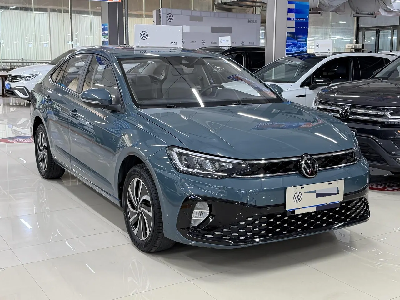 Volkswagen 2023 Lavida New 1.5 New Wish Edition Automatic Gear 3