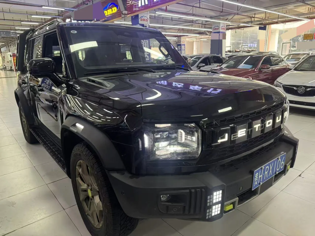 Jetour 2024 Traveler 2.0T Four-wheel Drive Through PRO Entertainment Edition Automatic Gear 2