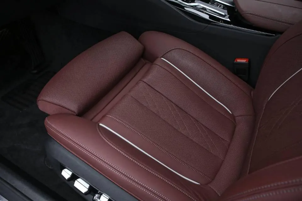 BMW 5 Series 2023 530Li 2.0T Exclusive M Sports Suit (Modified) Automatic Gear 4