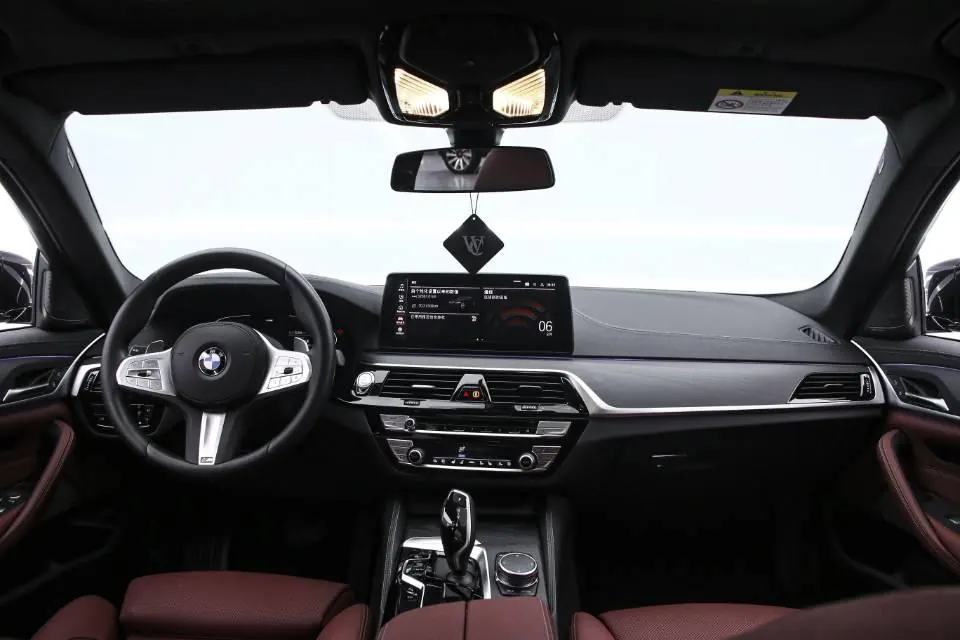 BMW 5 Series 2023 530Li 2.0T Exclusive M Sports Suit (Modified) Automatic Gear 5