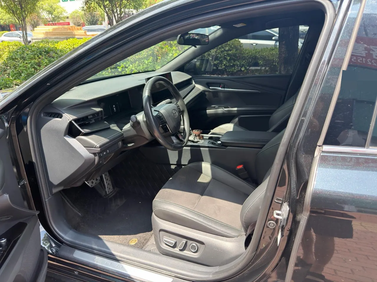 Toyota 2024 Camry Dual Engine 2.0HXS CVT Sport PLUS Edition Automatic Transmission 5