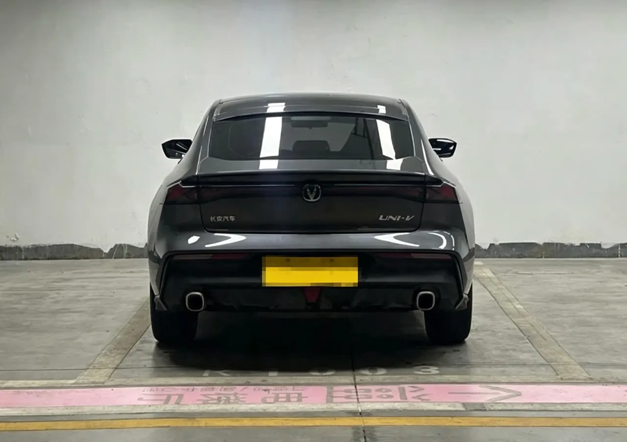 ChangAn 2024 UNI-V 1.5T High Energy Edition Automatic Gear 3