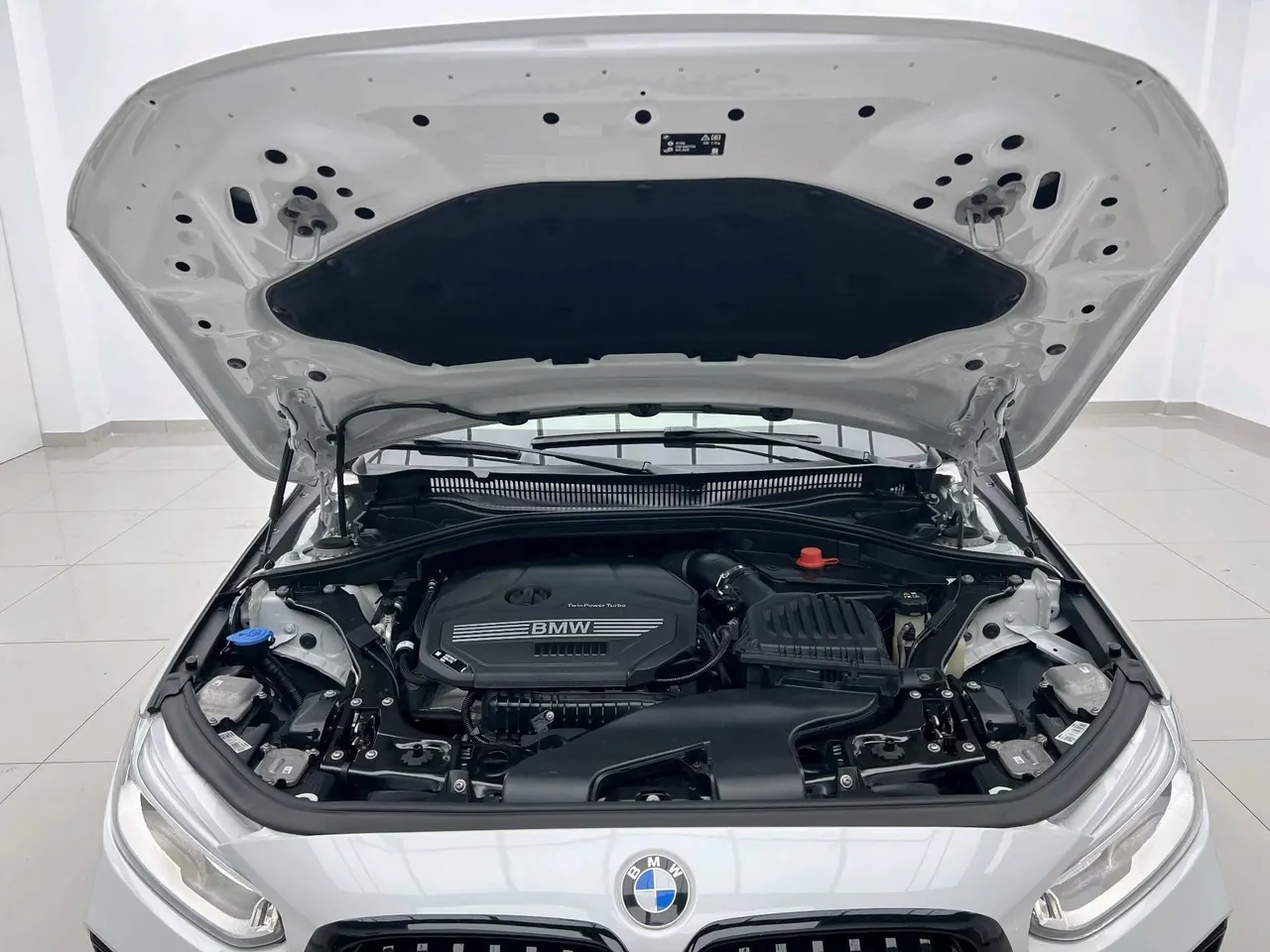 BMW 1 Series 2023 120i 1.5T M Sports Obsidian Night Edition Automatic Gear 13