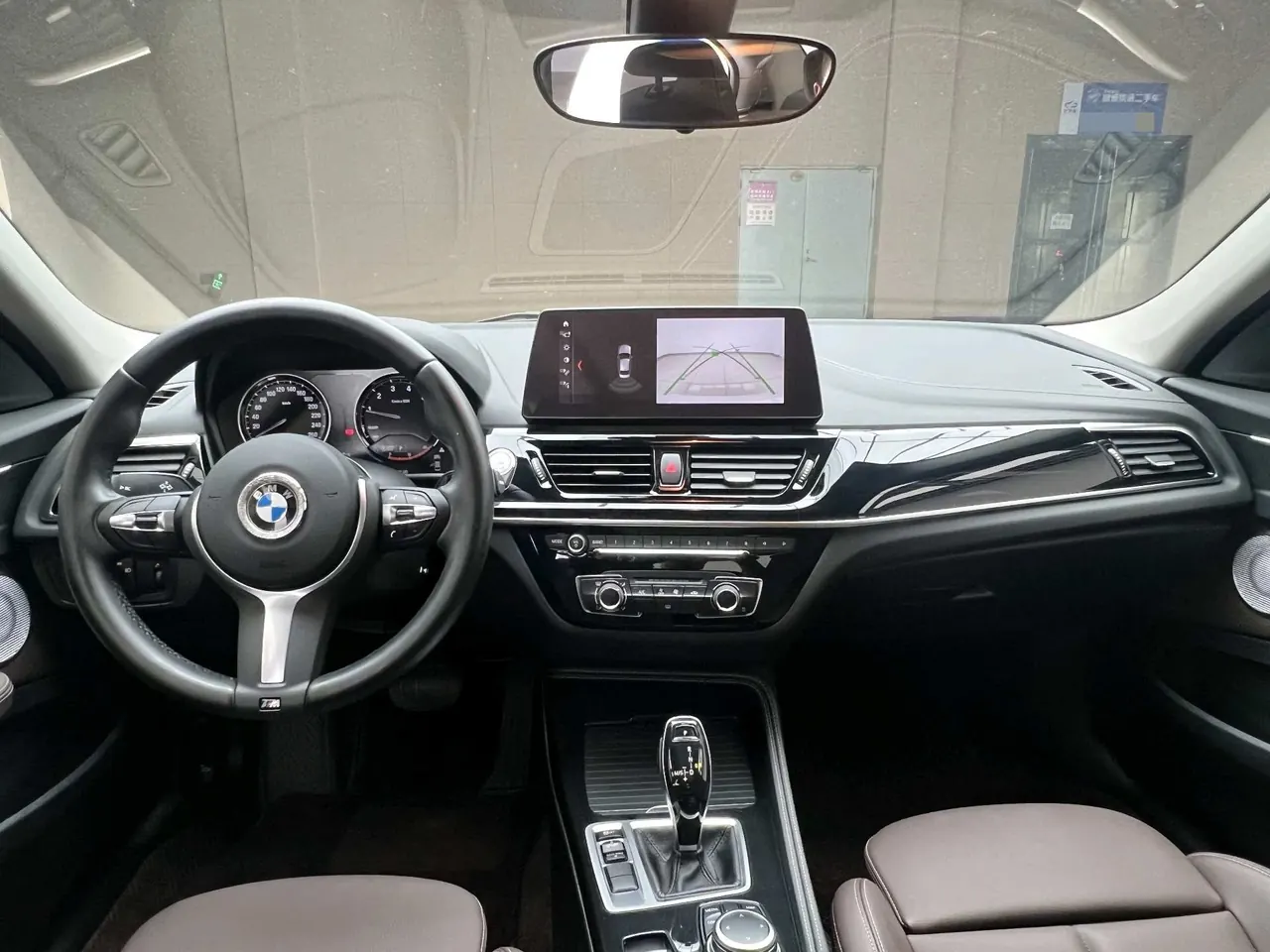 BMW 1 Series 2023 120i 1.5T M Sports Obsidian Night Edition Automatic Gear 4