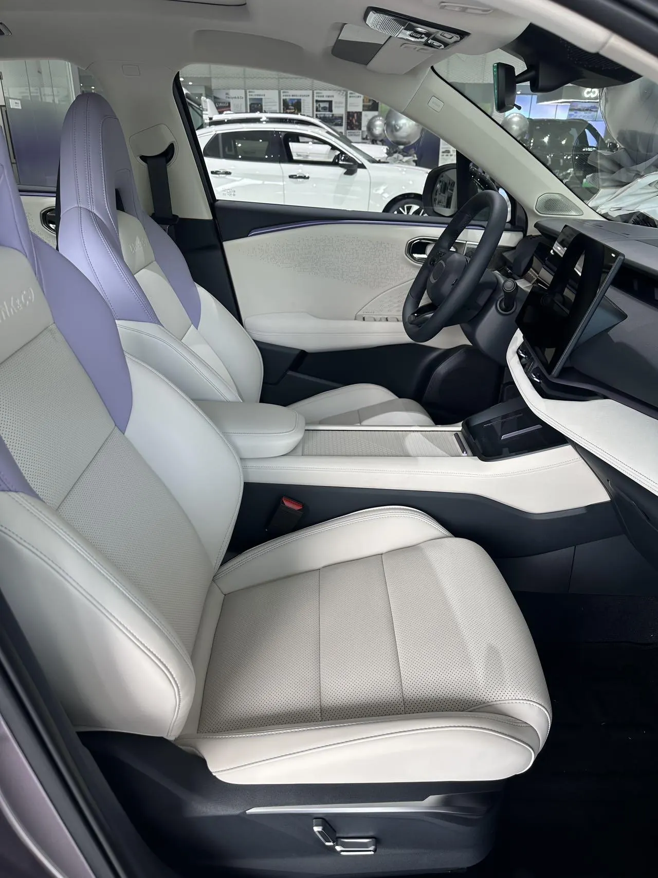 LYNK&amp;CO 2026 LYNK&amp;CO 06 1.5T Relive Max automatic gear 5