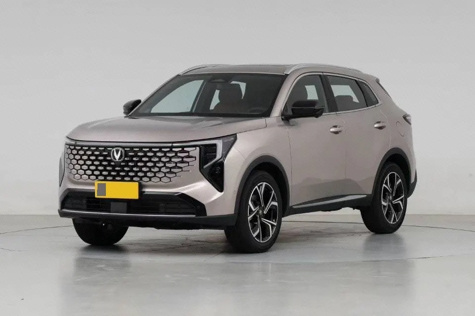 Open image lightbox: ChangAn 2026 CS55 PLUS 1.5T New Blue Whale Tianzhu Prestige Automatic