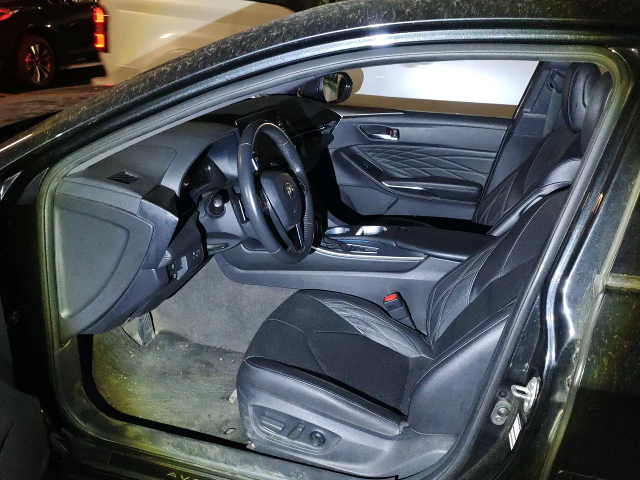 Toyota 2021 Asian Dragon 2.5 Touring Distinguished SPORT Edition Automatic 4