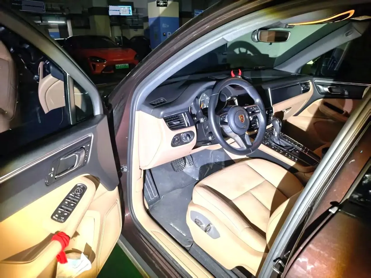 Porsche Macan (Imported) 2021 Macan 2.0T Automatic Gear 3