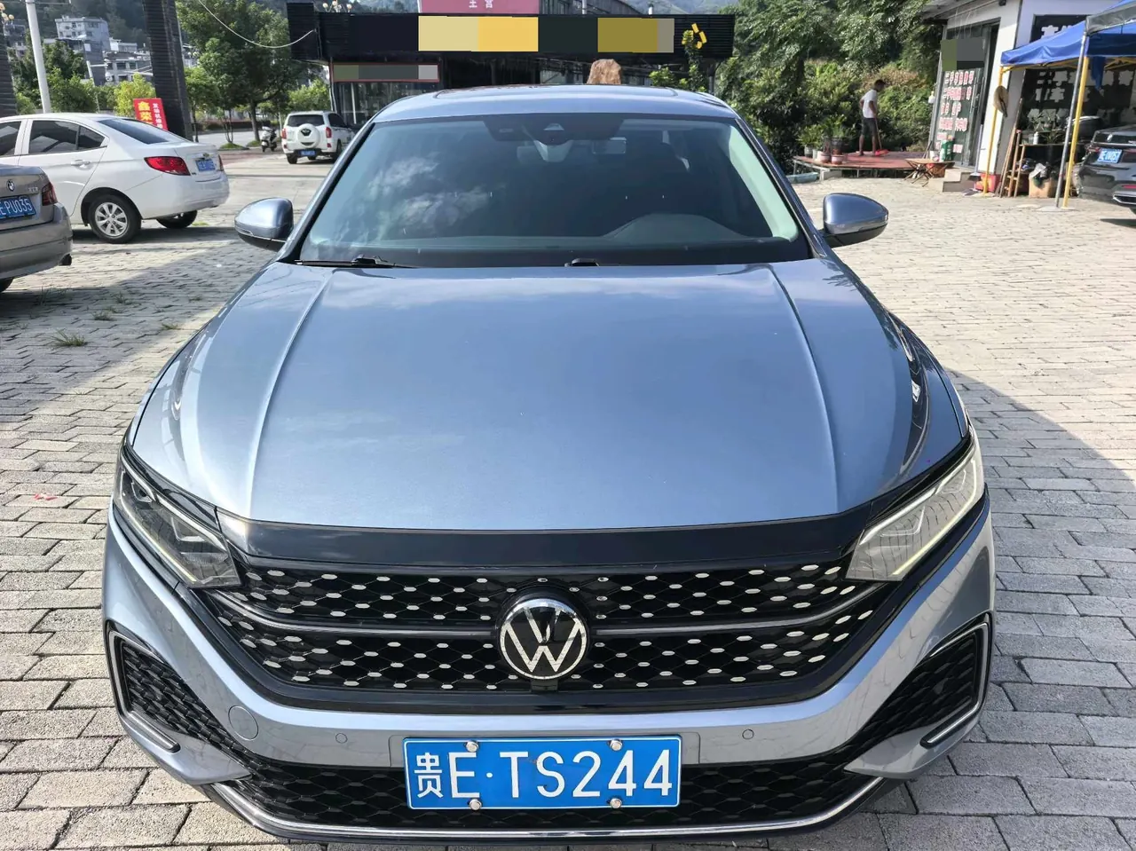 Volkswagen 2021 Passat 2.0TSI 330TSI Premium Edition Automatic Gear 2