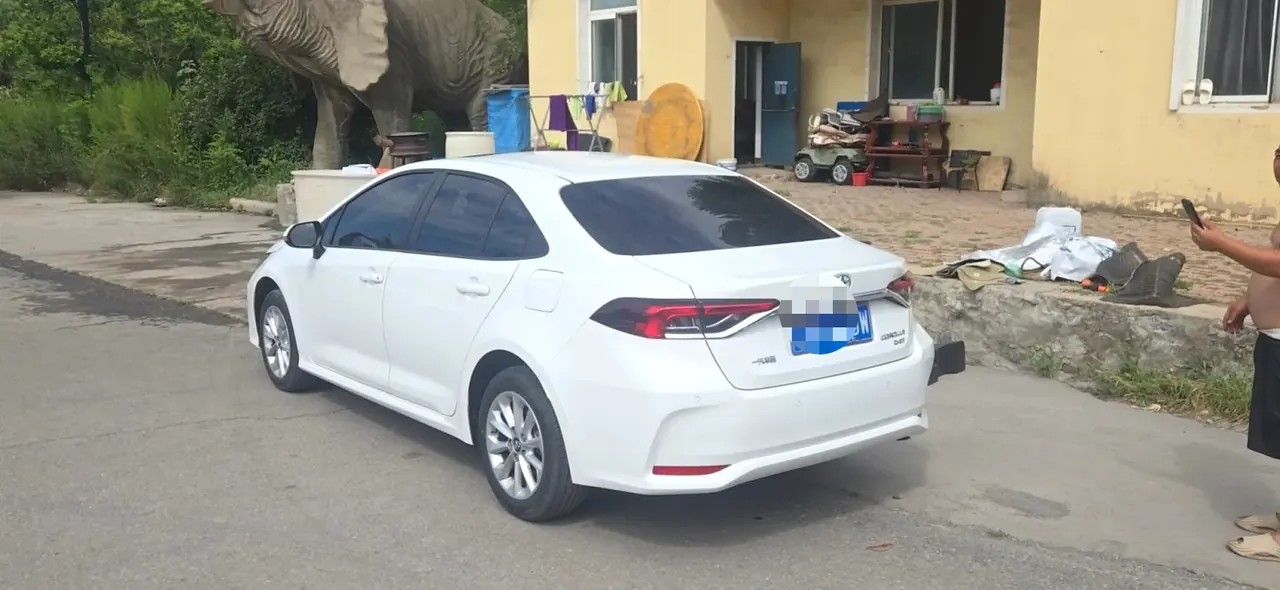Toyota 2021 corolla 1.2T stepless elite PLUS version of automatic gear 3