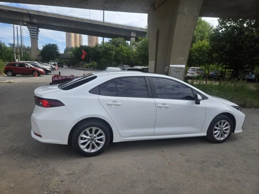 Toyota 2021 corolla 1.2T stepless elite PLUS version of automatic gear 5