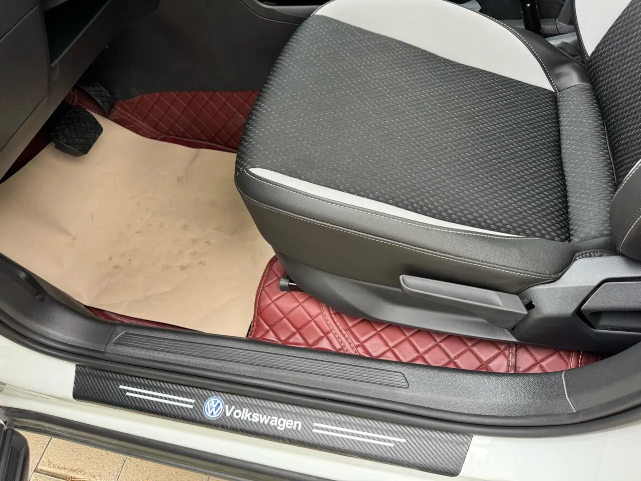 Volkswagen 2021 Shadow Exploration 1.5 Yue Zhi Lian Edition Automatic Gear 13