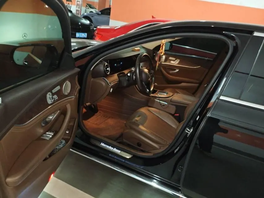 Mercedes Benz E Class 2021 E 300 L 2.0T Luxury Automatic Gear 3