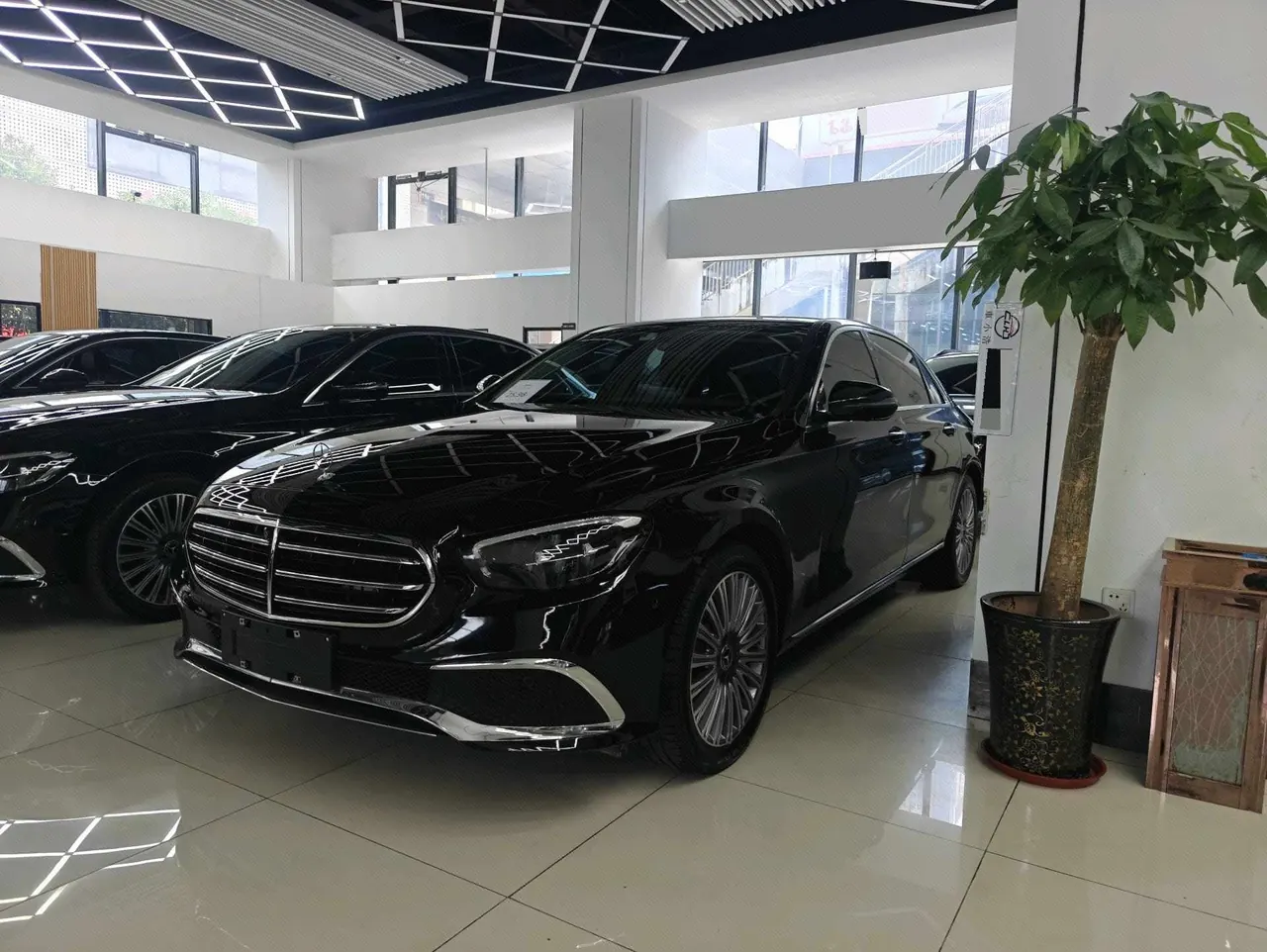 Open image lightbox: Mercedes Benz E-Class 2021 E 300 L 2.0T Fashion Automatic Gear