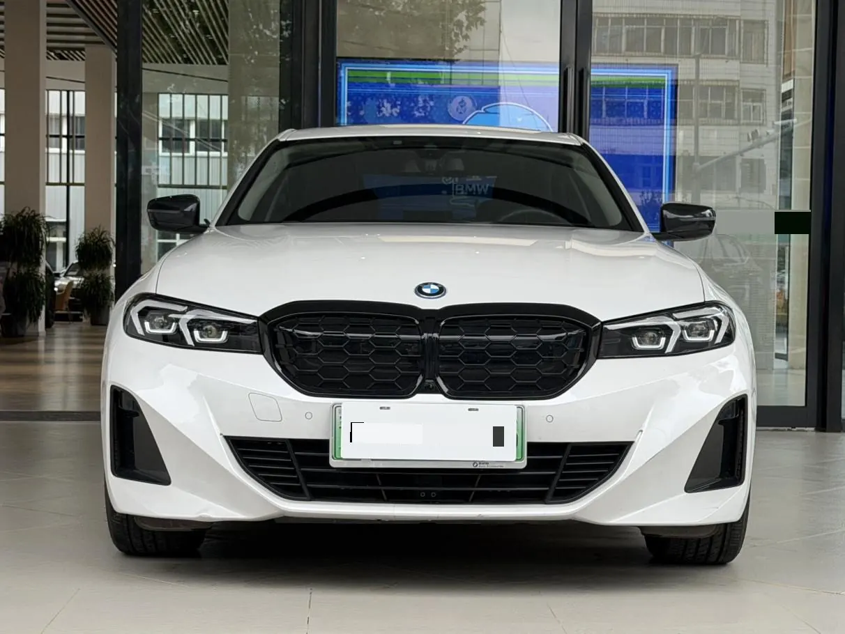 BMW 2024 i3 eDrive 35 L automatic gear 6