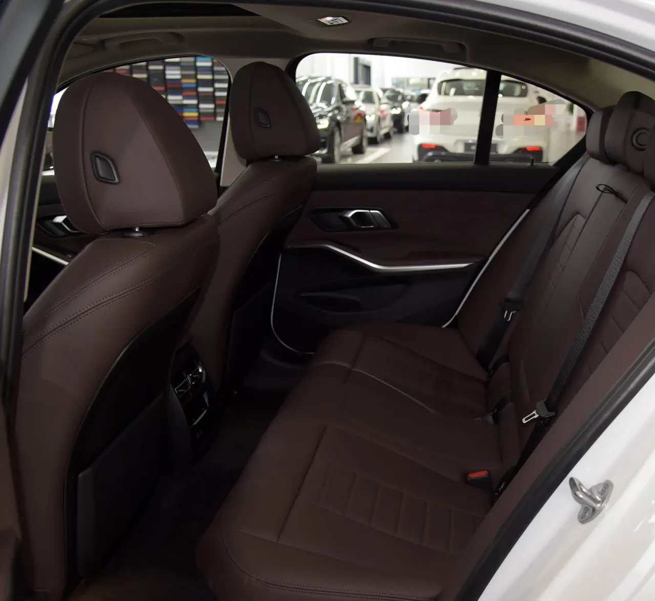 BMW 3 Series 2021 320i 2.0T Sports Suit (Modified) Automatic Gear 6