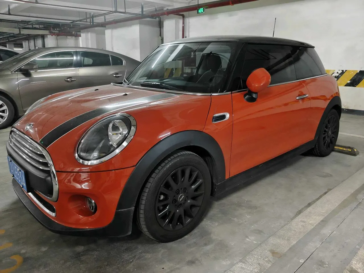 Open image lightbox: MINI Mini (imported) 2021 Mini One 1.5T automatic gear