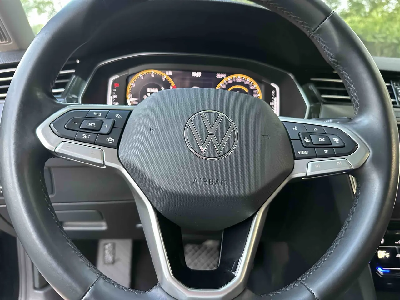 Volkswagen 2020 Magotan 2.0TSI 330TSI luxury automatic transmission 4