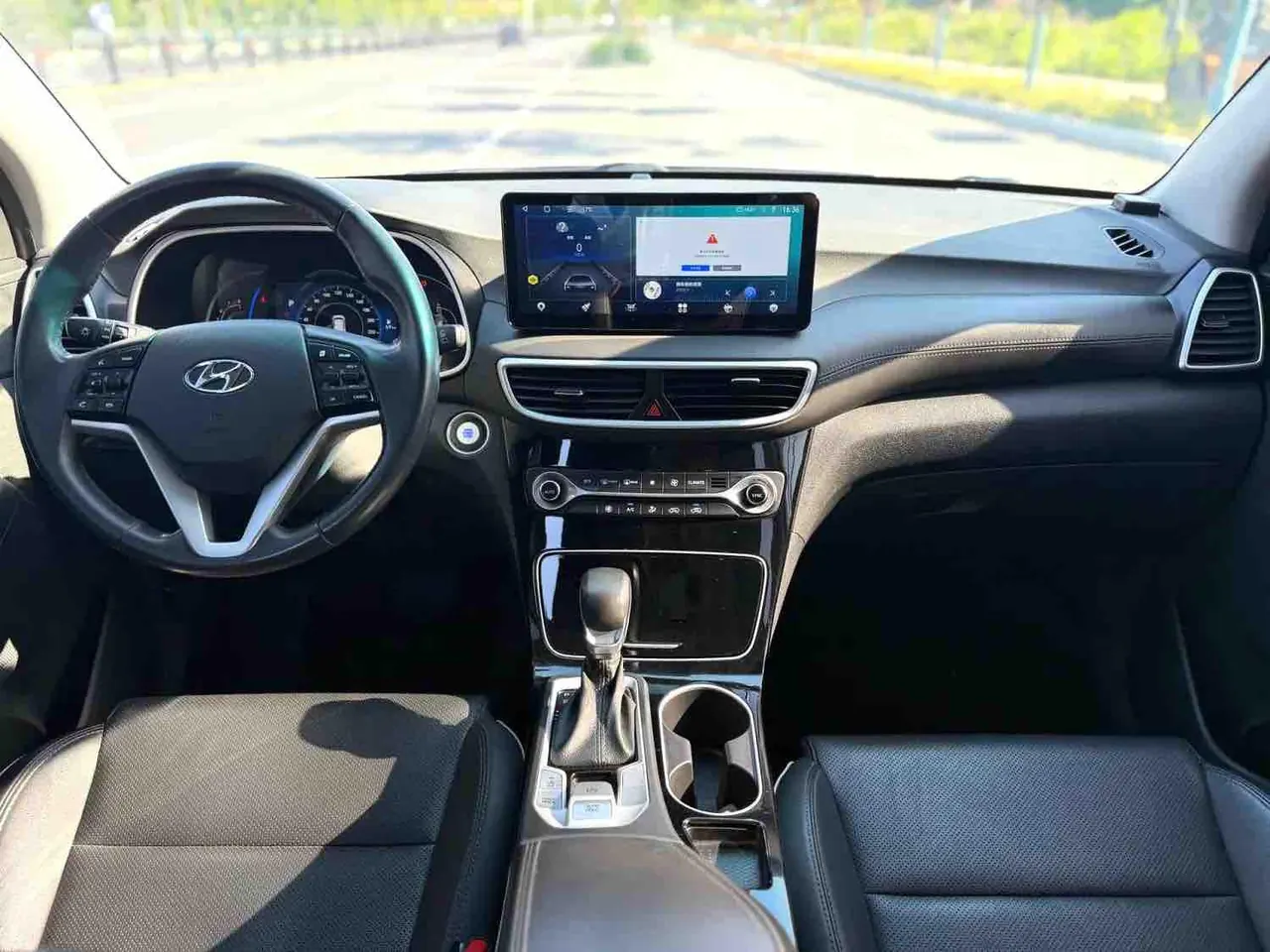 Hyundai 2020 Tousheng 1.6TGDi 280TGDi GLS Two-Drive Fashion Edition Automatic Gear 3